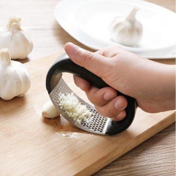 Stainless Steel Garlic Press - 1 Pc Easy to Use, Ergonomic Design for User Comfort